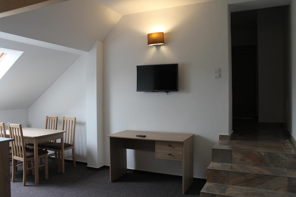 Penzion Bowten Secovce Habitación foto