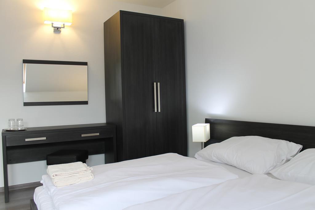 Penzion Bowten Secovce Habitación foto